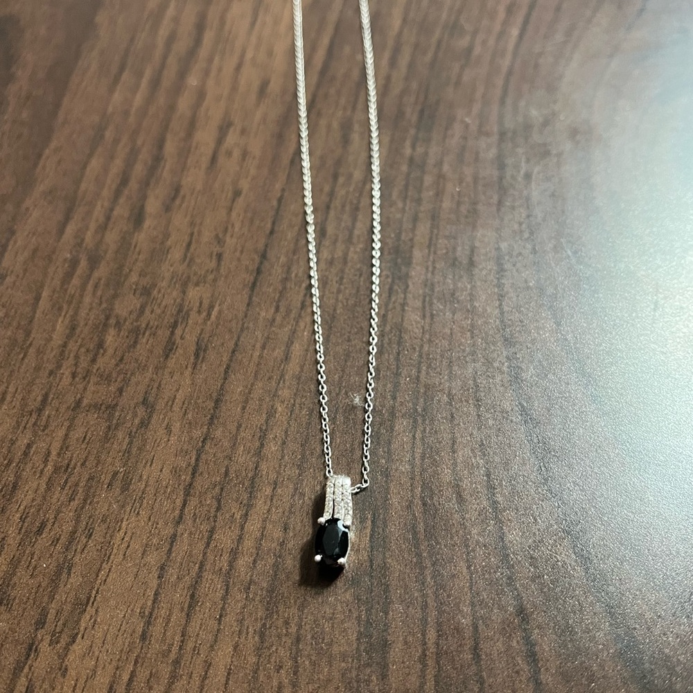 Black pendent necklace